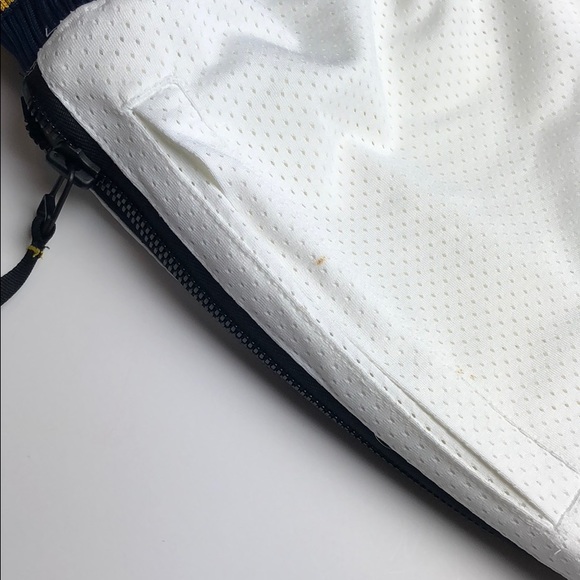 Men’s Nike Double Mesh Gym Shorts - Picture 3 of 8